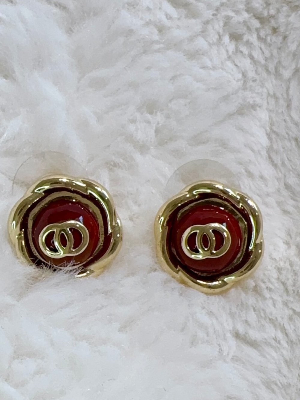 Gold Tone Red Cabochon Flower CC Style Stud Earrings Vintage Inspired New w/ Box